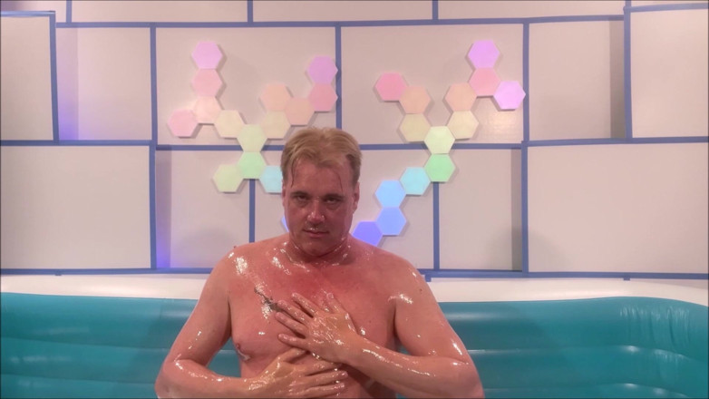 Dom Rod: 첫날 밤을 위한 기름진 섹스 토이