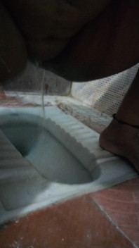 Pissing Hot