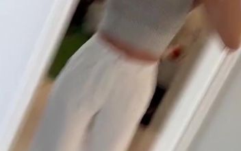 Sir I’m Just a Hole Please Use Me Like Thi
