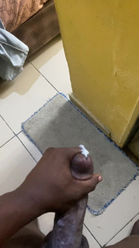 Solo Cum Pour