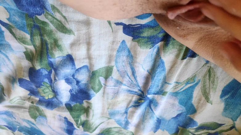 LeilaBeat: Fondling pussy from the first person
