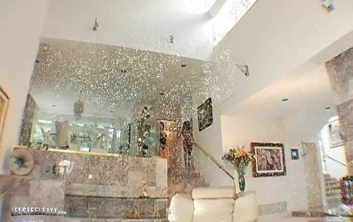 Lex Steele: Katja kassin Sandra romain लेक्स का ध्यान साझा कर रही है