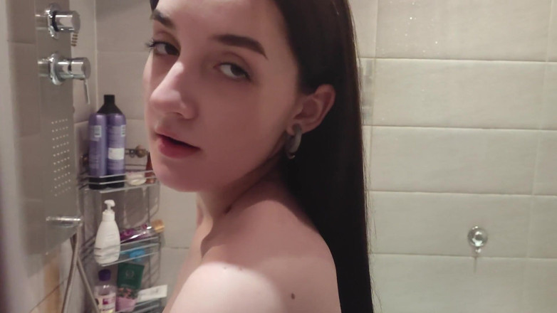 LoveHomePorn: Tattooed Chicks Always Give the Best Blowjobs