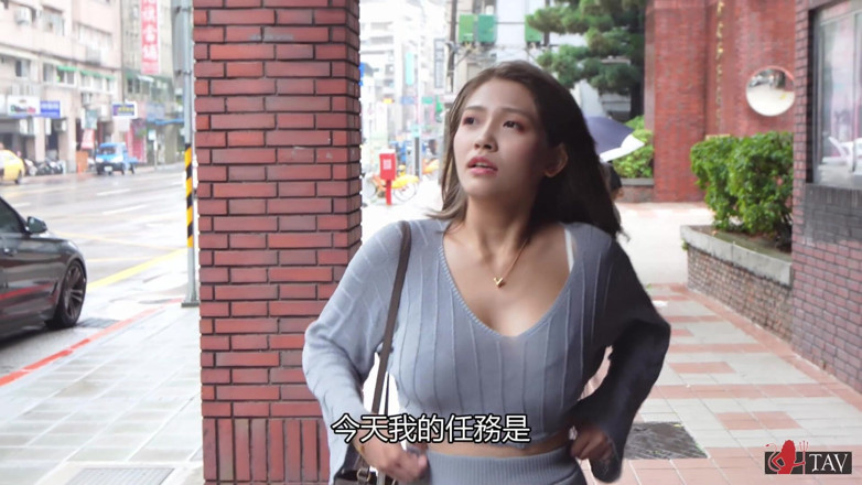 Asian Milfs n Teens: Adegan dengan blowjob sensual - MILF sesat dan remaja