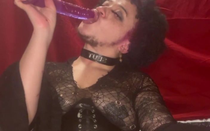 Eros Valentine: Voller busch, dildo-blowjob