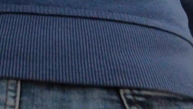 PussyGalorious: Bugil sambil bugil di pantai