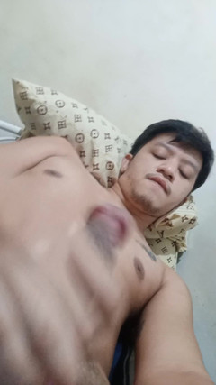 KrakenTwink: 私のパパのために手コキ!