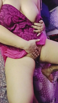 Bhabi desi India yang dinikmati sendiri melancap