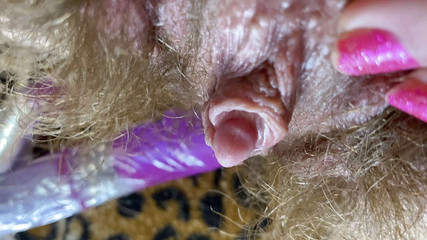 Cuteblonde666: Bunny vibrator test masturbace POV detailní