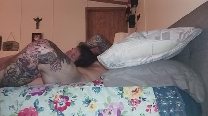 Satin Lady: La signora di raso viene sculacciata e imbavagliata e riempita...