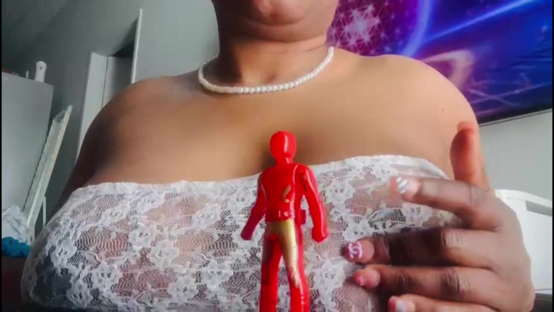 Maeling: Minik süper kahraman meme