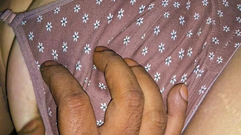 Catchybusty: 彼女の寝室で孤独なデヴァールとの世界最高のセックス コンピレーション