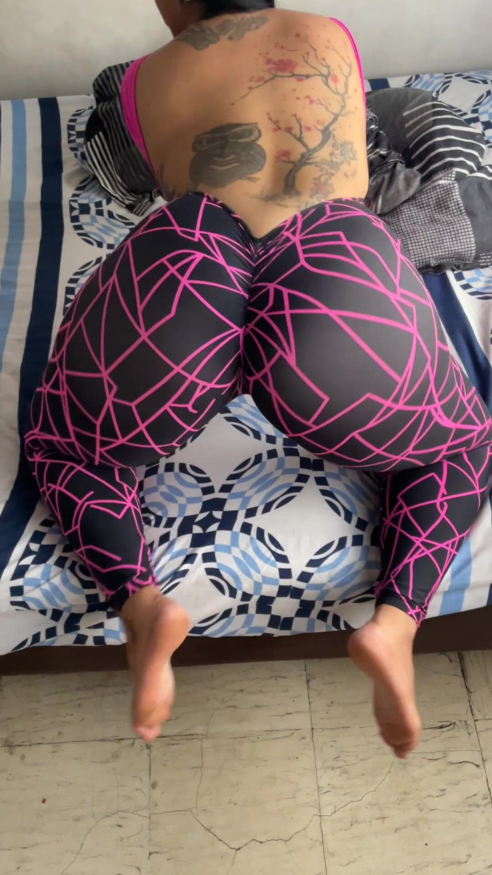 Monozion: Řekla "zlato, šukej mě"