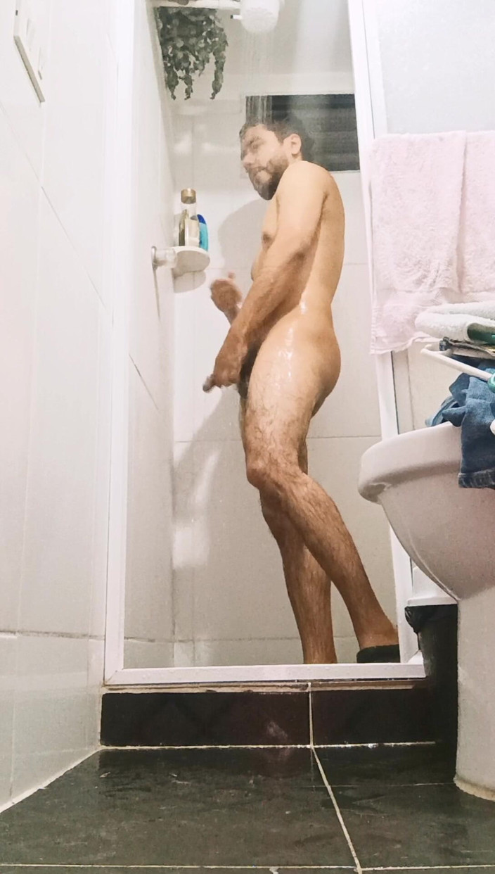 Tommhot: Join Me to Get Ready for Work