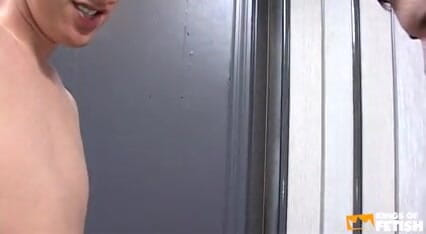 Gay Diaries: Gruppe von typen genießt es, ihre großen schwänze zu blasen...