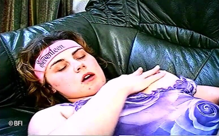 Horny Teenies: kamsin kloj-ap volyoom 2 DVD