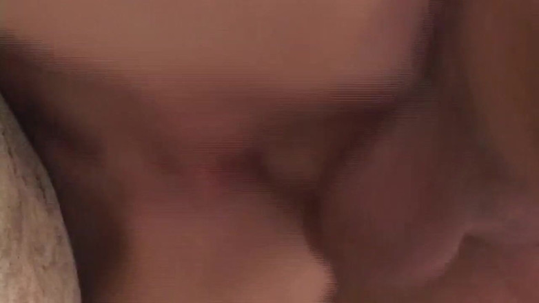 Real Anal Stories: Schätzchen mit kleinen titten liebt es, eine warme ladung in...