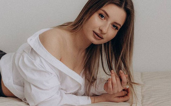 theBLADD: Date Her in Real Life. Not a Joke, 100%. Fact. She...