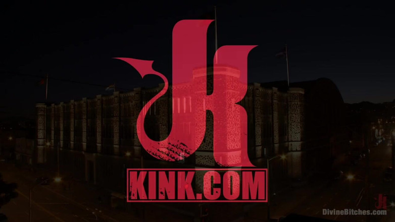 Divine Bitches by Kink: Lea Lexis membentangkan penjara fetish perubatan futuristiknya