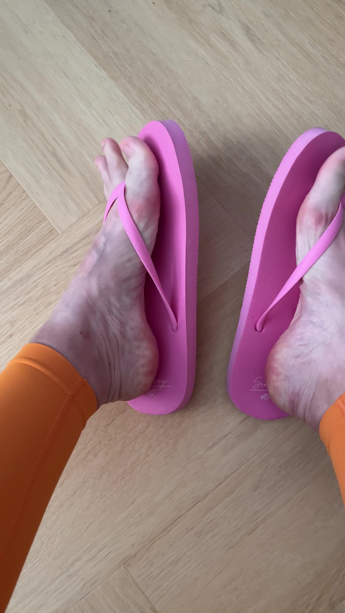 Feet: Flip-flop-fußshow