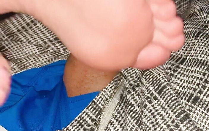 Radai88: Parmaklarla amcık ve penis oyunu