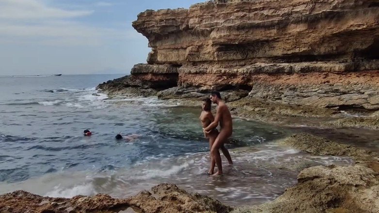 Magia Rosa: Divers Watching Us Fuck at the Beach Give Us Some...