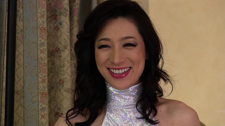 Asian porn collection: 苗条的小奶子日本女人在无码的 jav 试镜时说话吮吸和射在嘴里