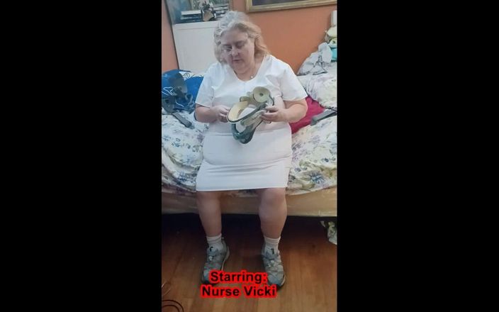 BBW nurse Vicki adventures with friends: Y tá tội nghiệp Vicki the Beginning hoặc phần 1