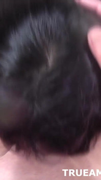Gagică tânără drăguță cu piercing în nas futută și umplută cu spermă în pizdă