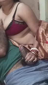Marido e esposa em vídeos sensuais com dshi
