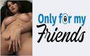 Only for my Friends: Porno casting 18-jarige grote borsten geniet ervan haar poesje te vingeren...