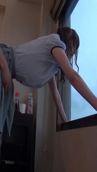 【アイドル個撮中出し】新人カメラマンを装いツインテールの地下アイドルをのきついまんこに中出し