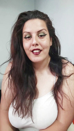Young_strawberry: Impregnate your roommate