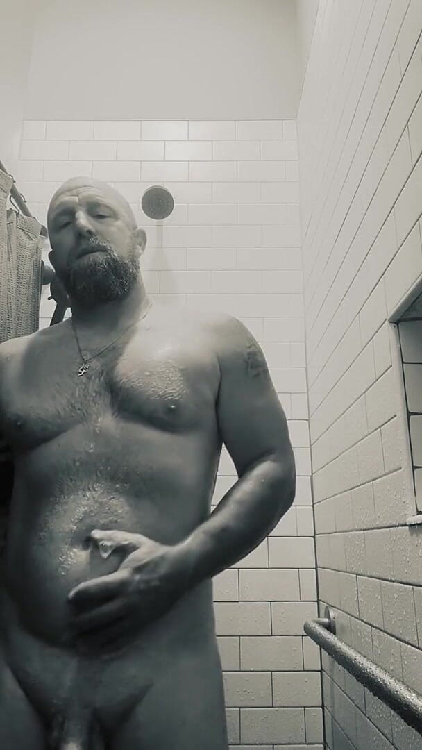 Shower Play (Texas red)