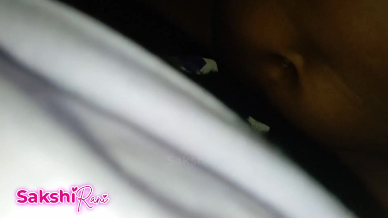 sakshi_raniii: Bos Menawarkan Untuk Awak Berikan Dia Promosi Untuk Dikongkek Keras,...