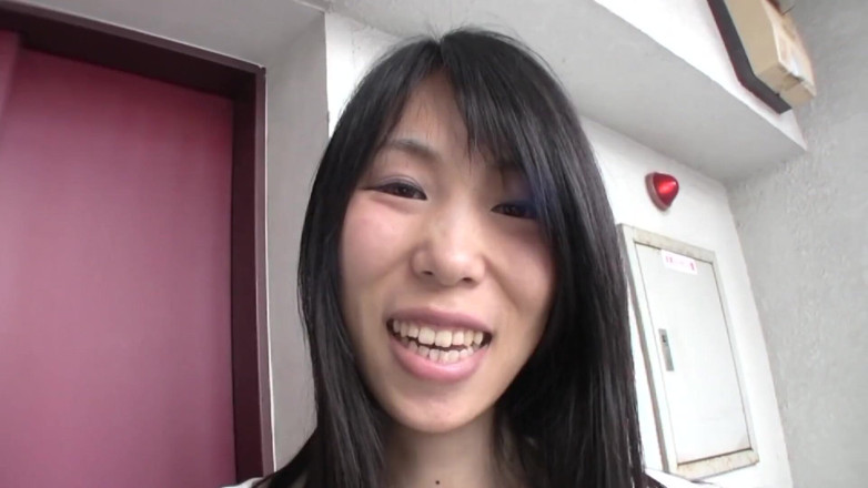 Japan Lust: スキニー日本人熟女の毛深い猫は精液で満たされたい