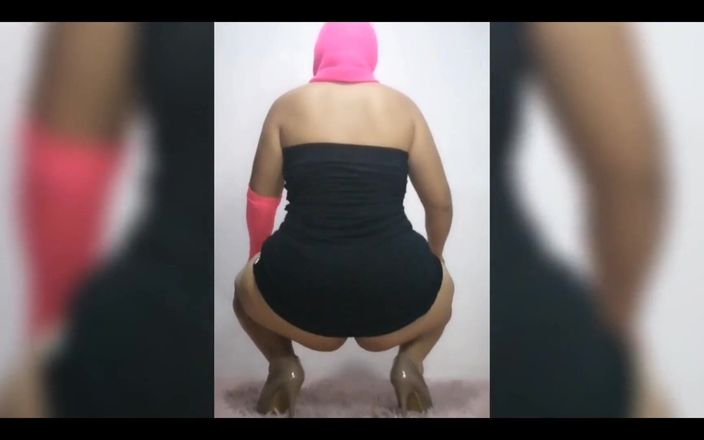 Afroditalovee: Chỉ với mẹ kế mới của tôi