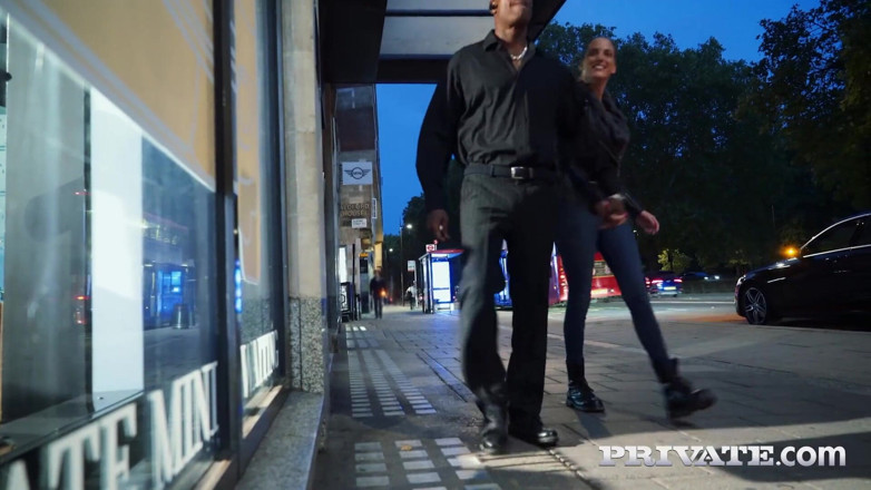 PrivateBlack: Lyen Parker เย็ดก้นต่างเชื้อชาติ