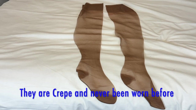 Aunty Sandra vintage girdle queen: Vgq24 - mătușa Sandra care poartă ciorapi din 1940