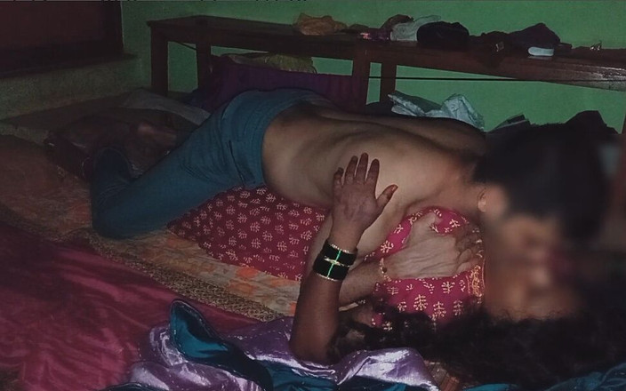 Harder299: Indická nevlastní máma Preeti anální šukání čistý hlas. Indické hardcore šukání