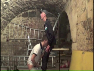 Sneaker gay: Bottom in jogging submissed to bisexual arab