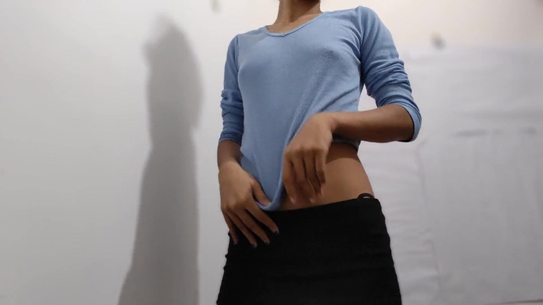 desigirl93: Quente universitária se masturba