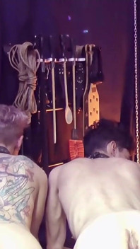 La matrigna severa e le sue 2 femminucce - la formosa milf Arya Grander, Umiliazione della dominazione femminile