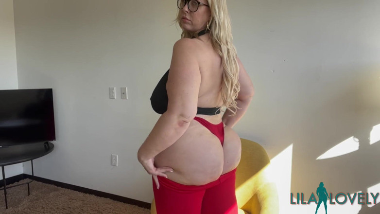 Lila Lovely: Worship My Corporate Ass