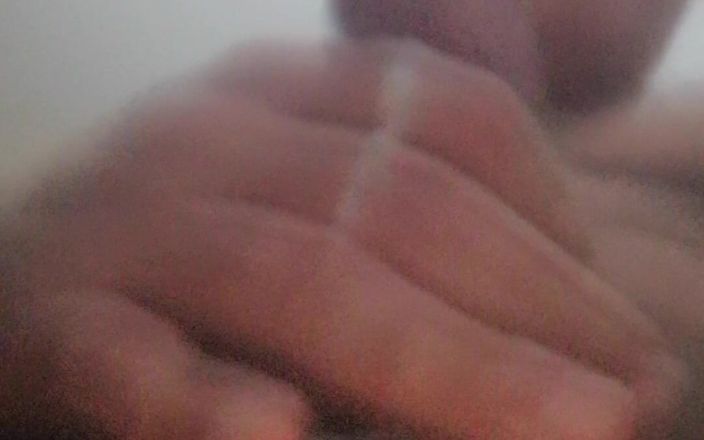 Setesesso7: Tanta lava blanca sale de mi polla que blanquea mi...