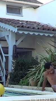 Bucurați-vă de acest amator porno francez uimitor fără prezervativ cu tipi atât de sexy