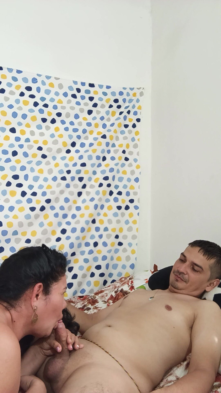 Valkyrie and Luigy Couple: 자지를 빠는 귀여운 여친