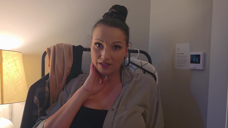 JoleeLove: Roomservice Special