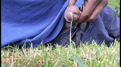 Big black cock BBCee: Nata4sex accarezzo il mio grosso cazzo nero all'aperto sborrata sporca