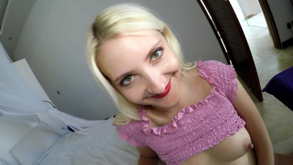 Helena Moeller: Sex date on vacation: horny teen got fucked in POV